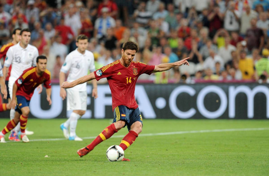 Espanha x França, 2012: Como Del Bosque conseguiu a vitória sem atacantes de ofício