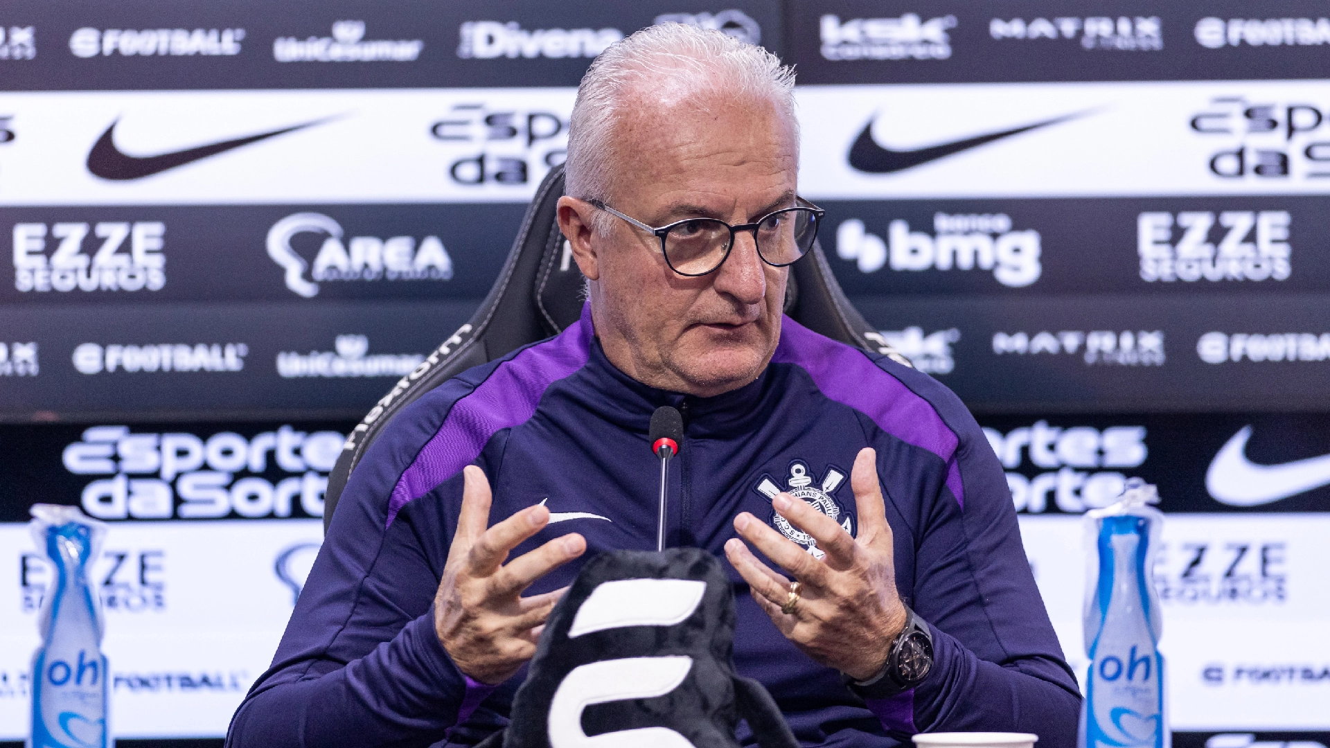 Treinador, um vendedor de emoções